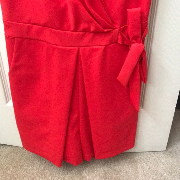 Adelyn Rae red romper - Picture 5 of 6